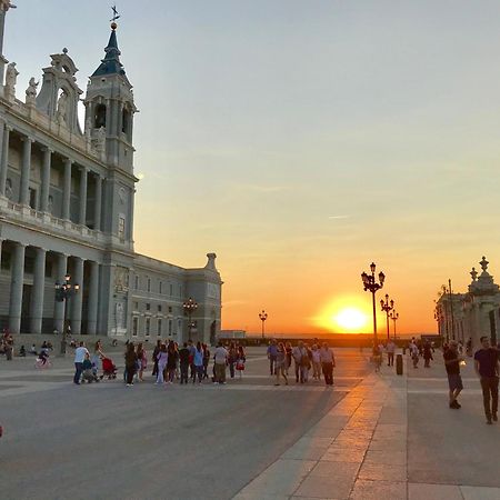 Latina Palace Madrid Exteriér fotografie